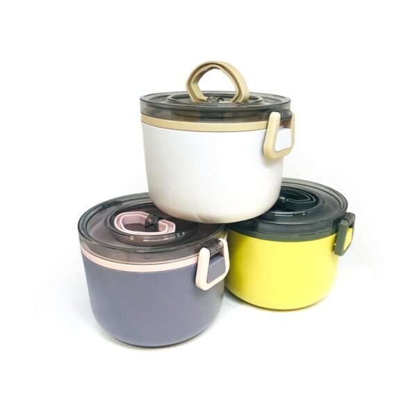 Lunchera vianda plastica y acero con fondo blanco