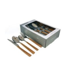 set x16 cubiertos simil madera con fondo blanco