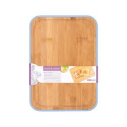 tabla de cocina rectangular de bambú para picar con borde esmaltado 35x25cm sobre fondo blanco