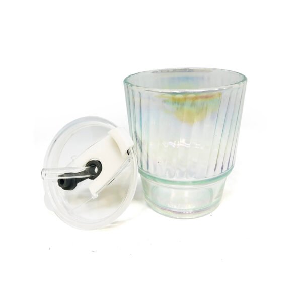 Vaso de vidrio tornasolado rayas con tapa y sorbete 420ml