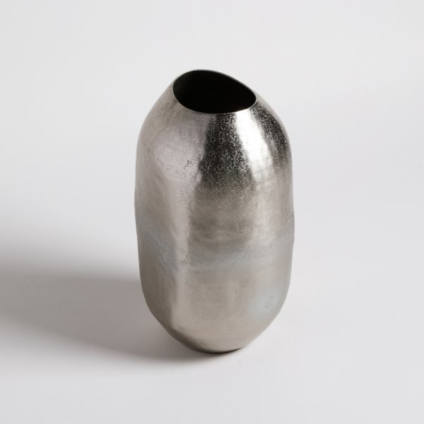 Jarrón Bhima Plata 18,5x30 CM