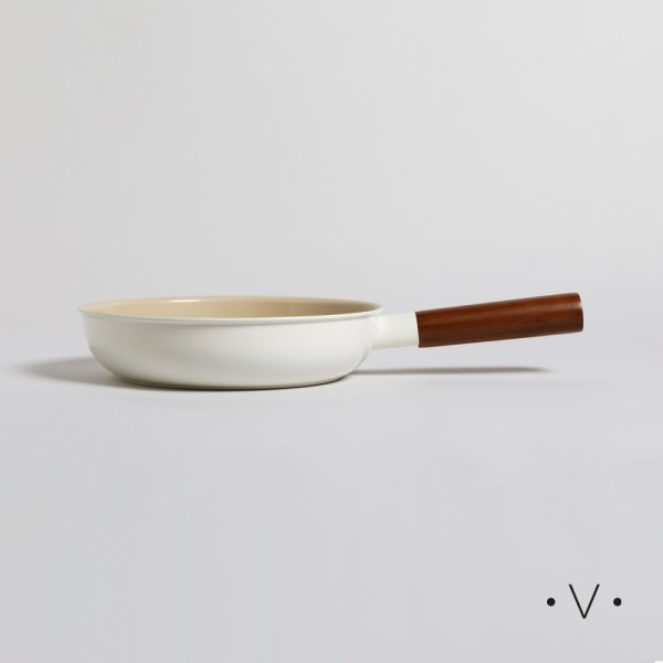 Sartén Lund Antihadherente con mango de madera 24 CM