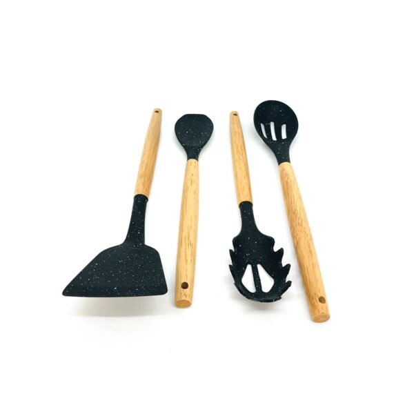 Set x12 utensilios con mango de madera y punta de silicona color