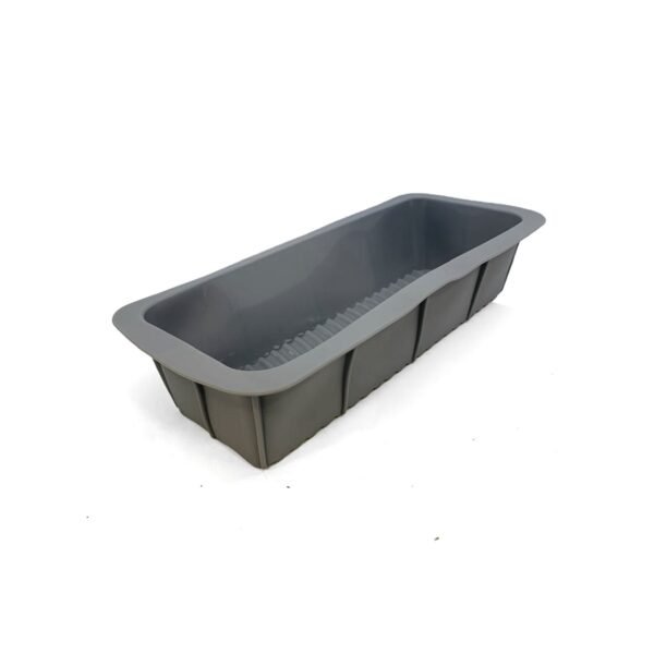 molde budinera silicona color gris con fondo blanco