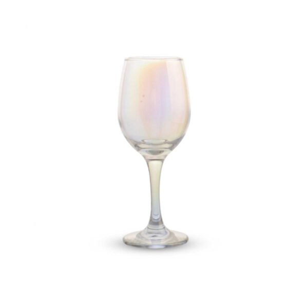 Copa de vidrio perlado con fondo blanco