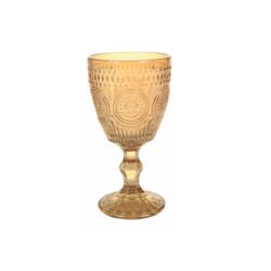 copa ambar con fondo blanco