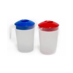 jarra plastica 2 litros con fondo blanco