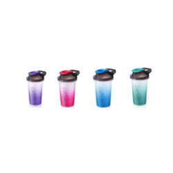 vaso shaker plastico con fondo blanco